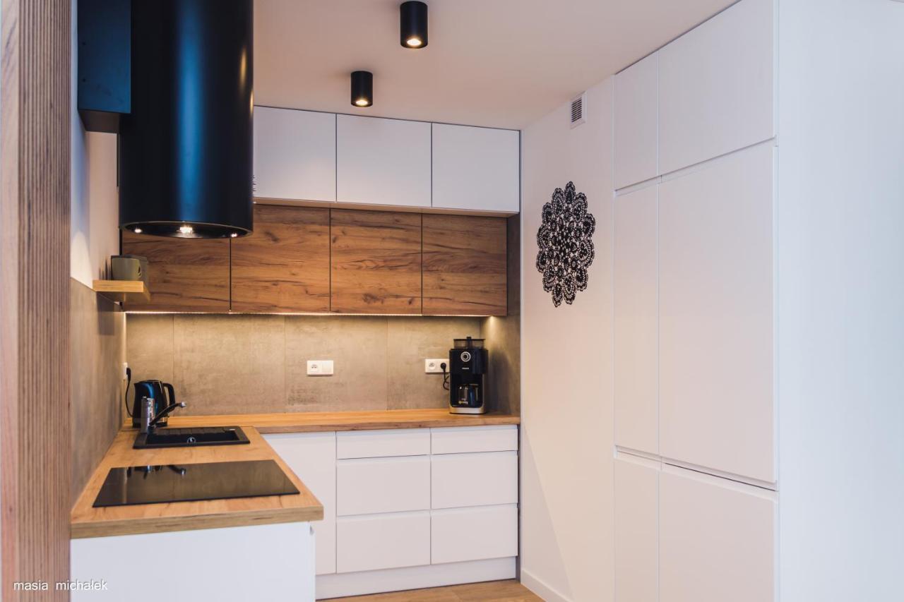Daj Sobie Czas Apartament イステブナ エクステリア 写真